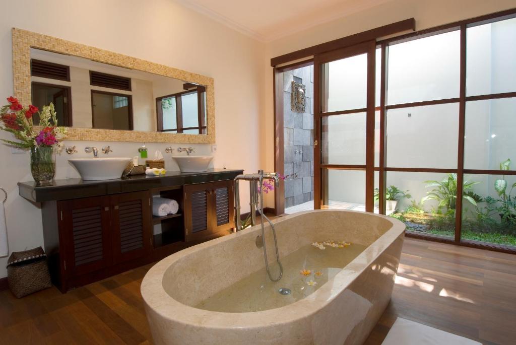 Ellora Villa Sanur Стая снимка